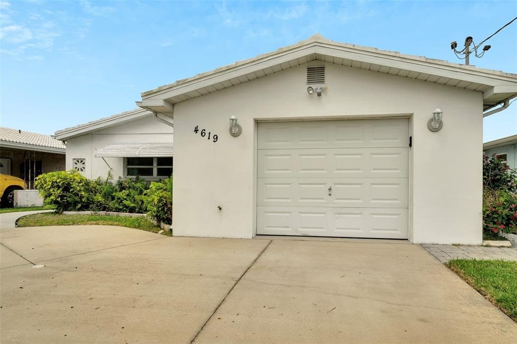 4619 FLORAMAR TERRACE