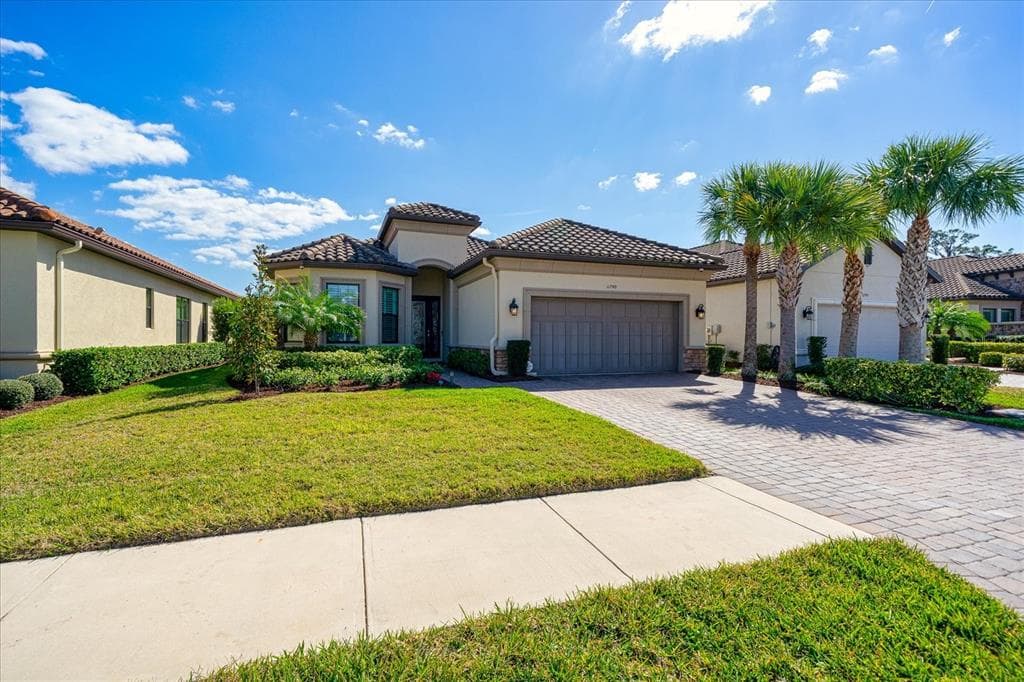 11748 BITOLA DRIVE ODESSA, FL 33556