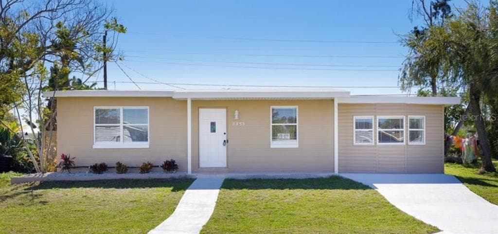 8453 HERBISON AVENUE NORTH PORT, FL 34287