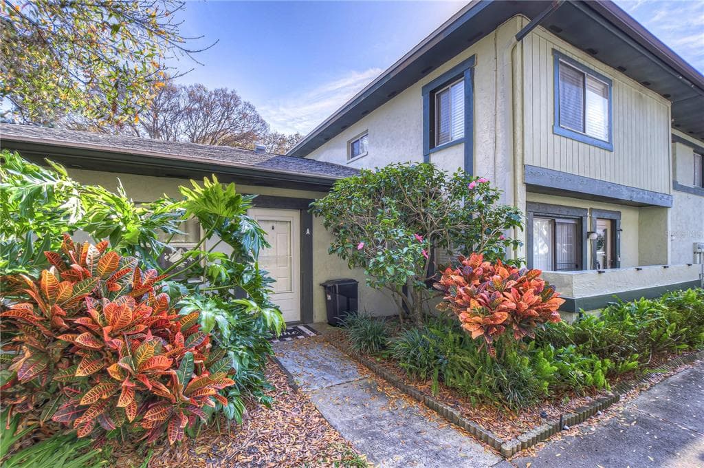 2926 LICHEN LANE UNIT A CLEARWATER, FL 33760