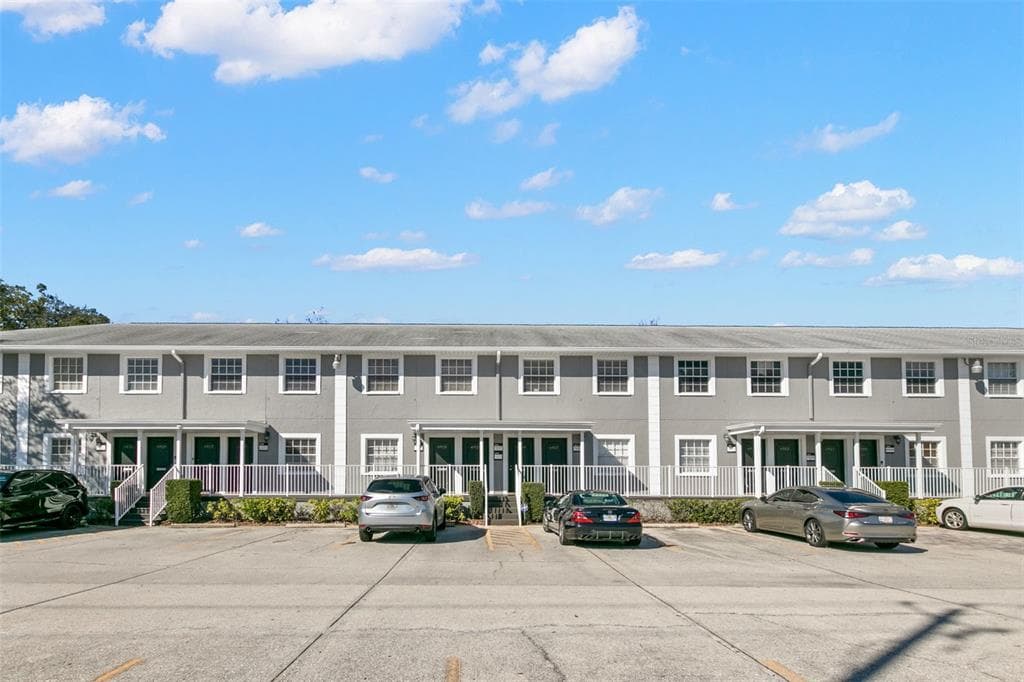4921 S WEST SHORE BOULEVARD UNIT A26 and A27 TAMPA, FL 33611