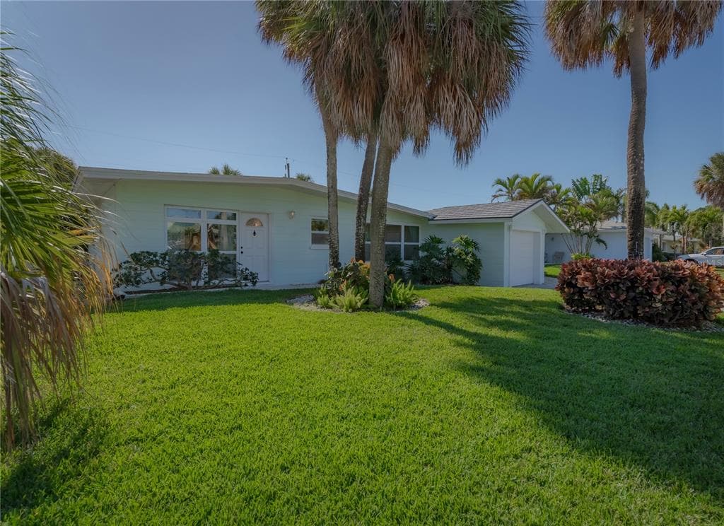 464 86TH AVENUE ST PETE BEACH, FL 33706