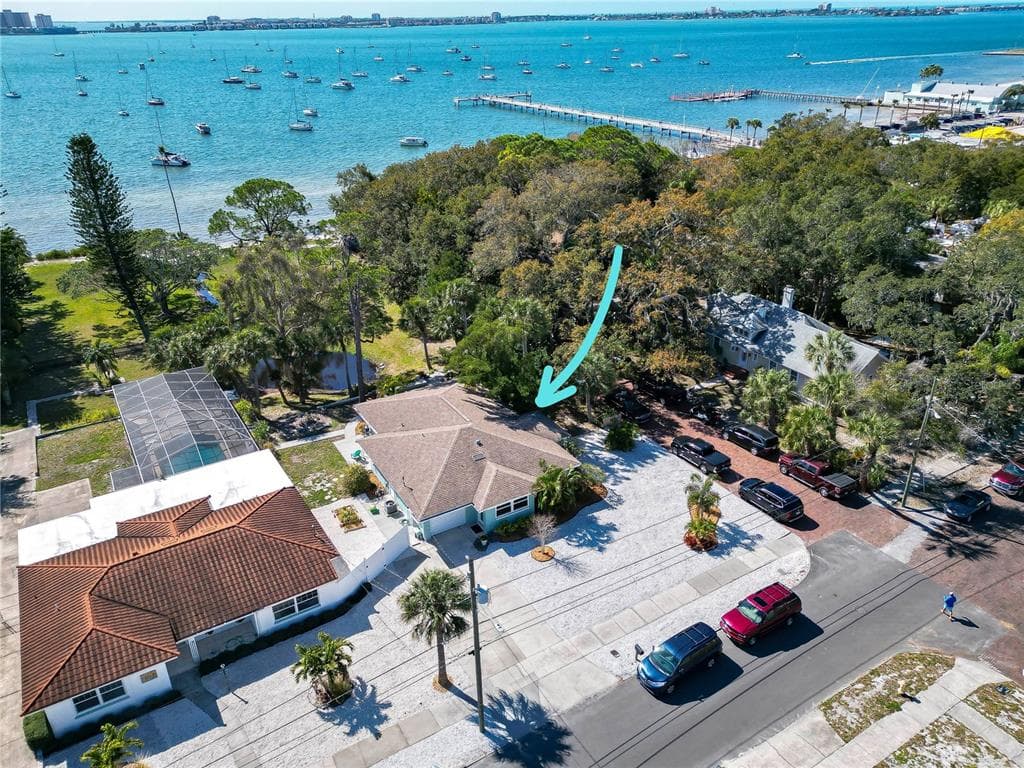 5240 31ST AVENUE S GULFPORT, FL 33707