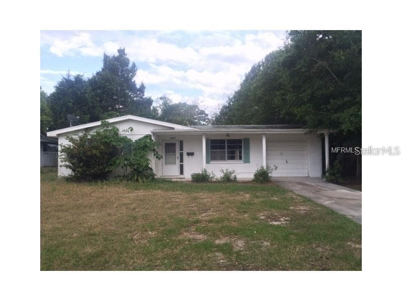 6200 SILVER DRIVE NEW PORT RICHEY, FL 34653