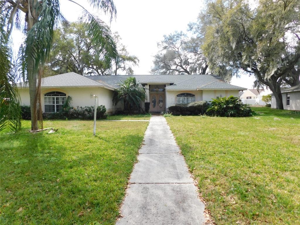 4201 LAKE MARIANNA DRIVE