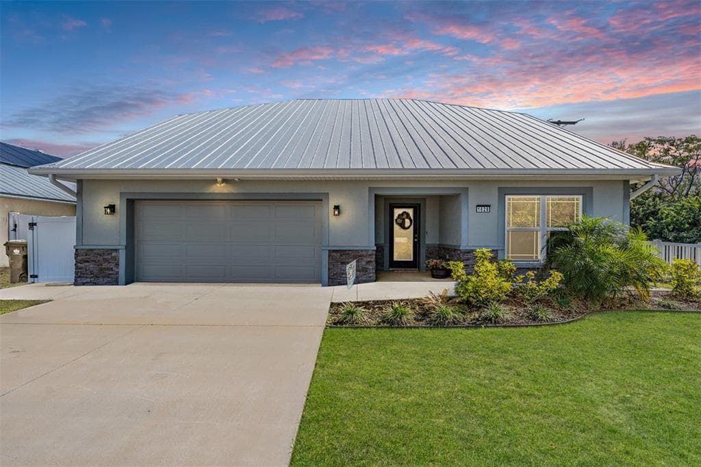 1628 STILLWATER POND ROAD RUSKIN, FL 33570