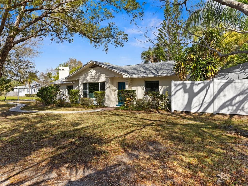 1716 CLEVELAND STREET CLEARWATER, FL 33755