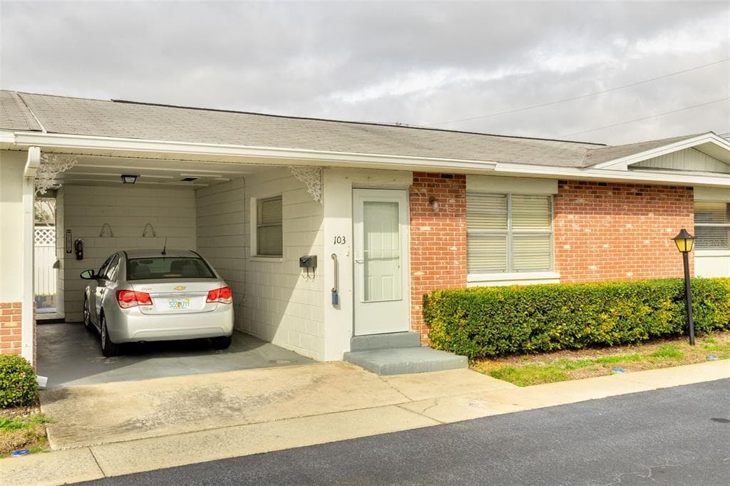 12400 PARK BOULEVARD UNIT 103 SEMINOLE, FL 33772