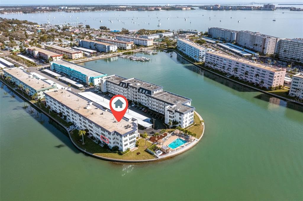 5955 30TH AVENUE S UNIT 202 GULFPORT, FL 33707