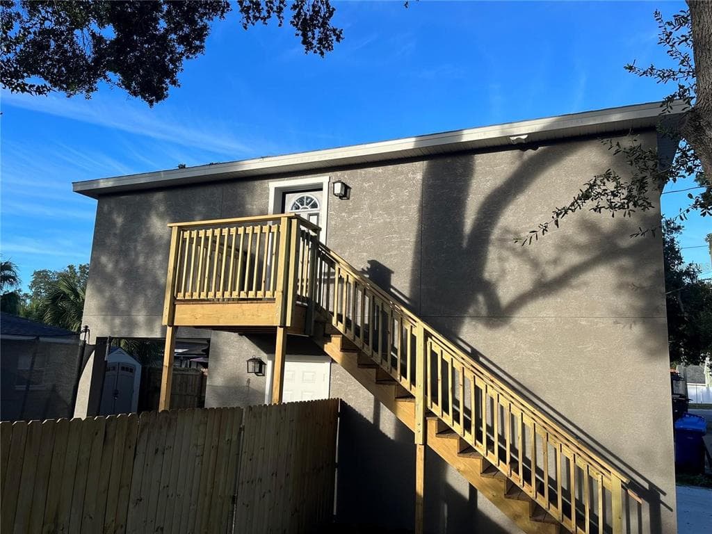 2745 4TH AVENUE S UNIT Back ST PETERSBURG, FL 33712