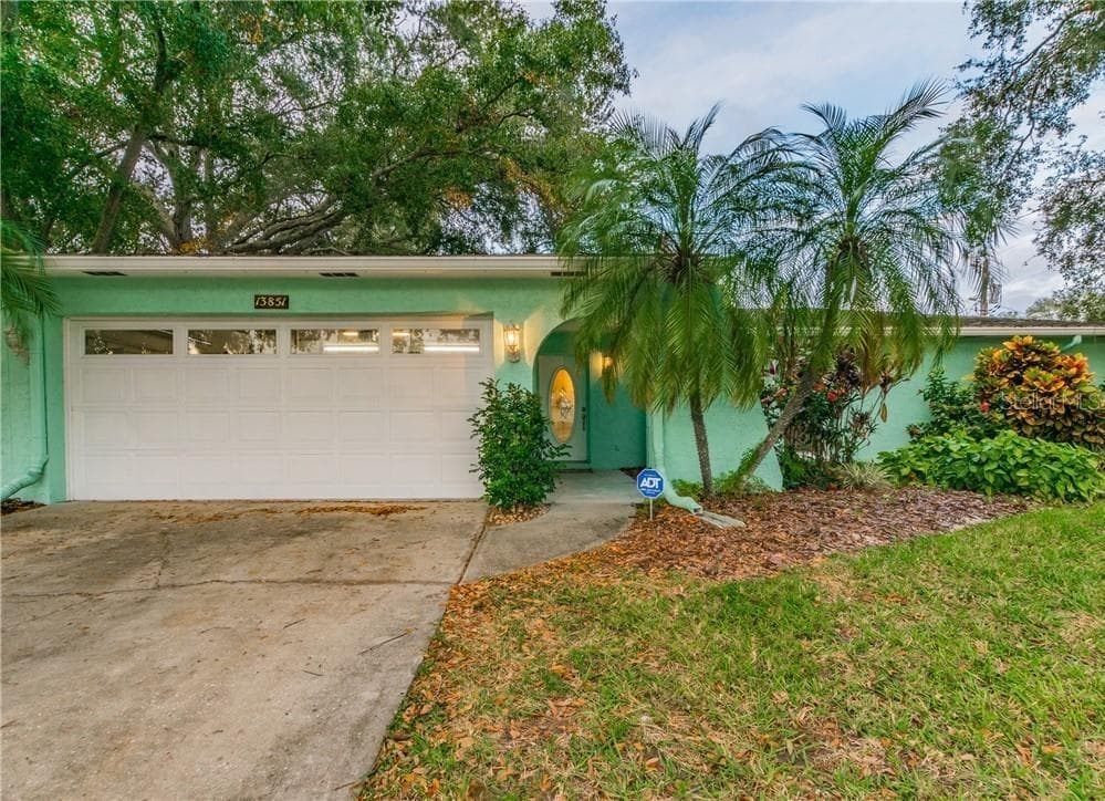13851 102ND AVENUE LARGO, FL 33774