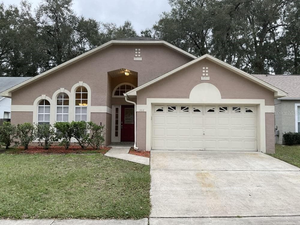 368 HERITAGE ESTATES LANE DELAND, FL 32720