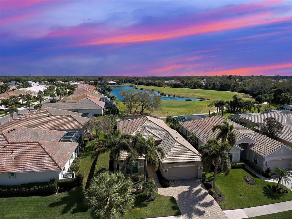 564 MISTY PINE DRIVE VENICE, FL 34292