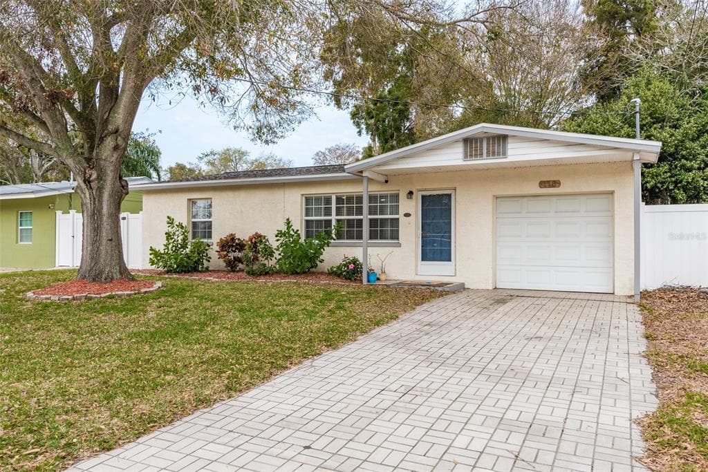 118 KILMER AVENUE CLEARWATER, FL 33765