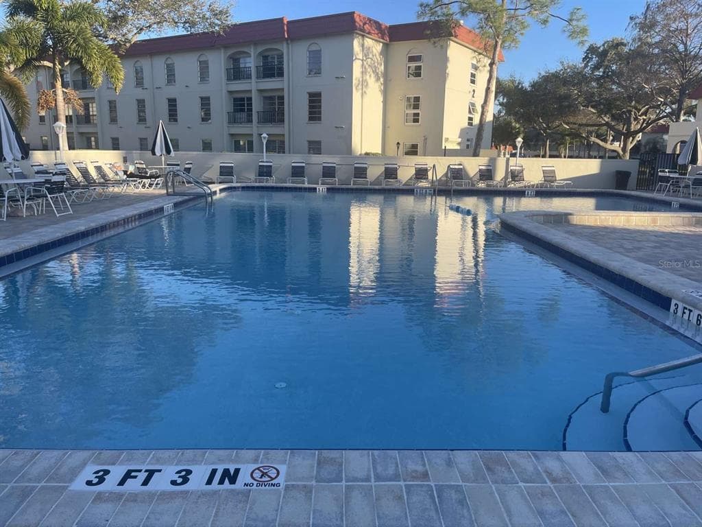 2700 BAYSHORE BOULEVARD UNIT 4111 DUNEDIN, FL 34698