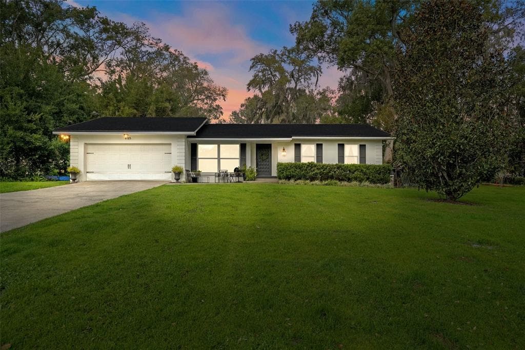 405 LAW STREET BROOKSVILLE, FL 34601