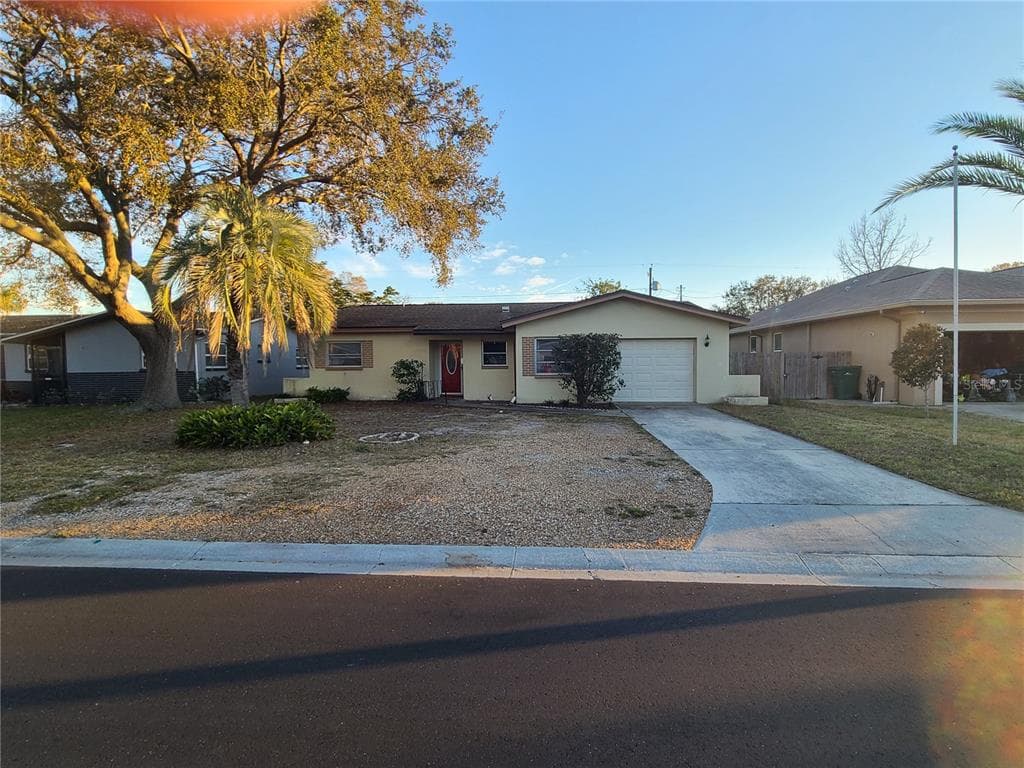 6926 301ST AVENUE N CLEARWATER, FL 33761