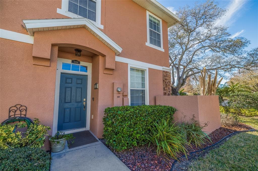 5198 6TH WAY N ST PETERSBURG, FL 33703