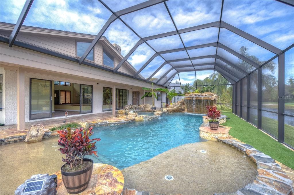 4504 BLOOMSBURY COURT TAMPA, FL 33624