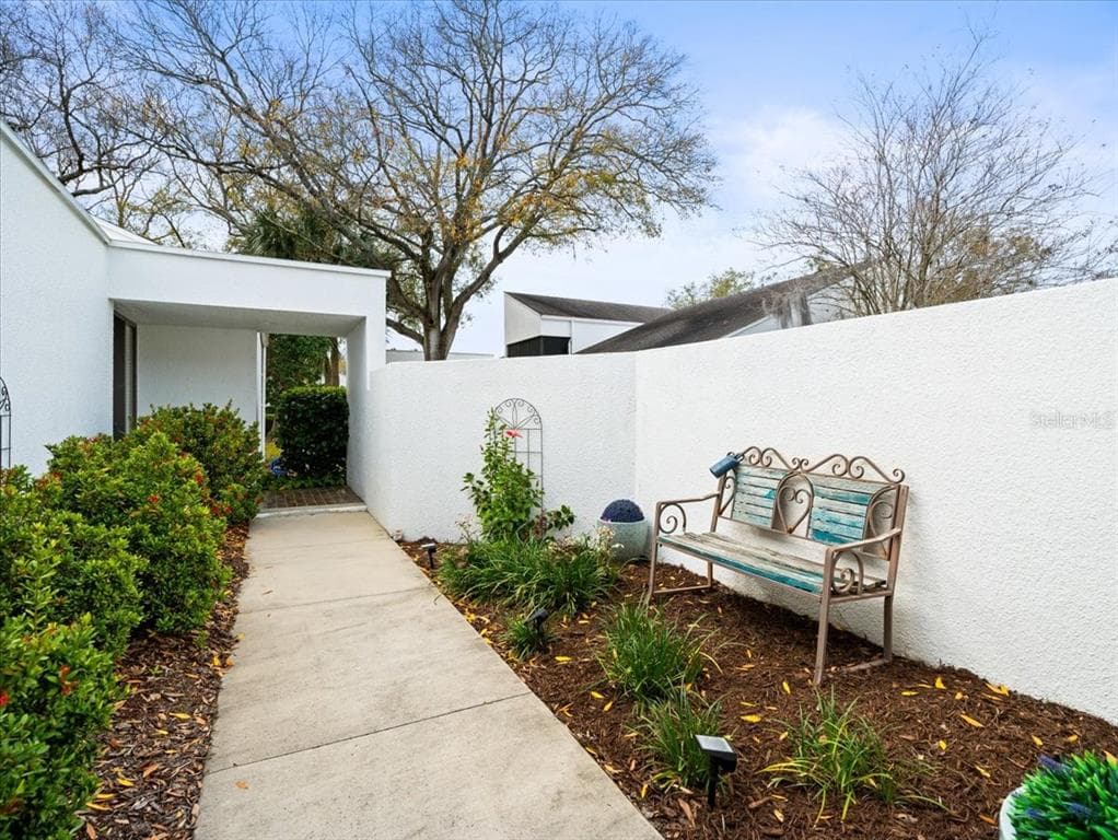 14222 CYPRESS TERRACE UNIT 14222 TAMPA, FL 33618