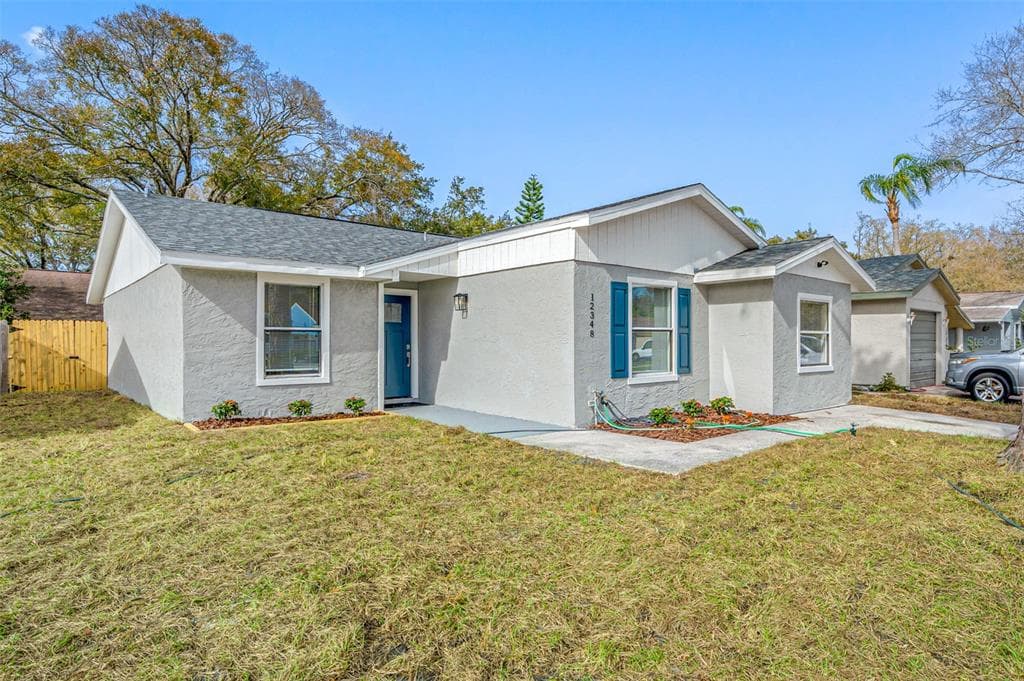 12348 CLOVERSTONE DRIVE TAMPA, FL 33624