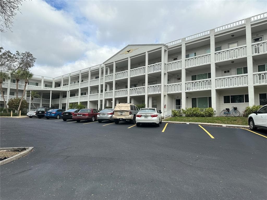 2021 AUSTRALIA WAY W. UNIT 35 CLEARWATER,, FL 33763