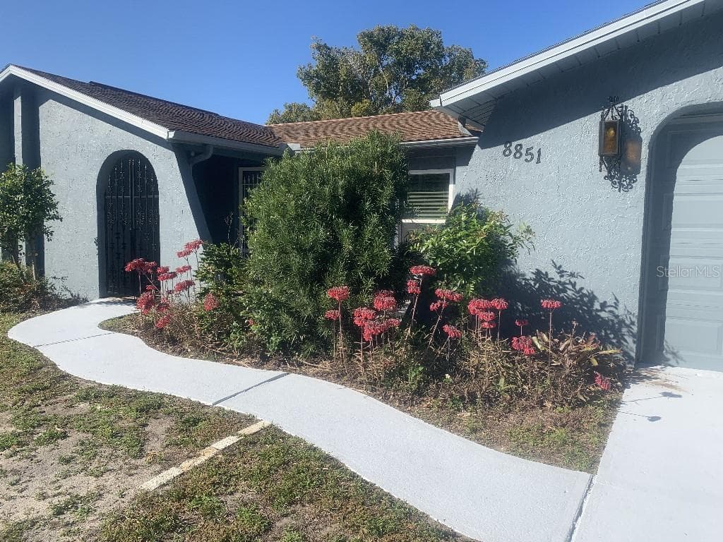 8851 PANDORA LANE PORT RICHEY, FL 34668