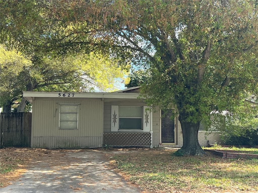 5627 62ND WAY N ST PETERSBURG, FL 33709