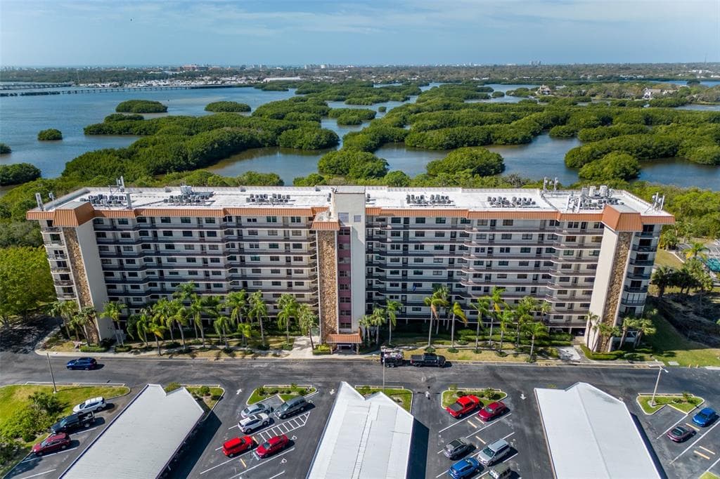 5400 PARK STREET N UNIT 705 ST PETERSBURG, FL 33709