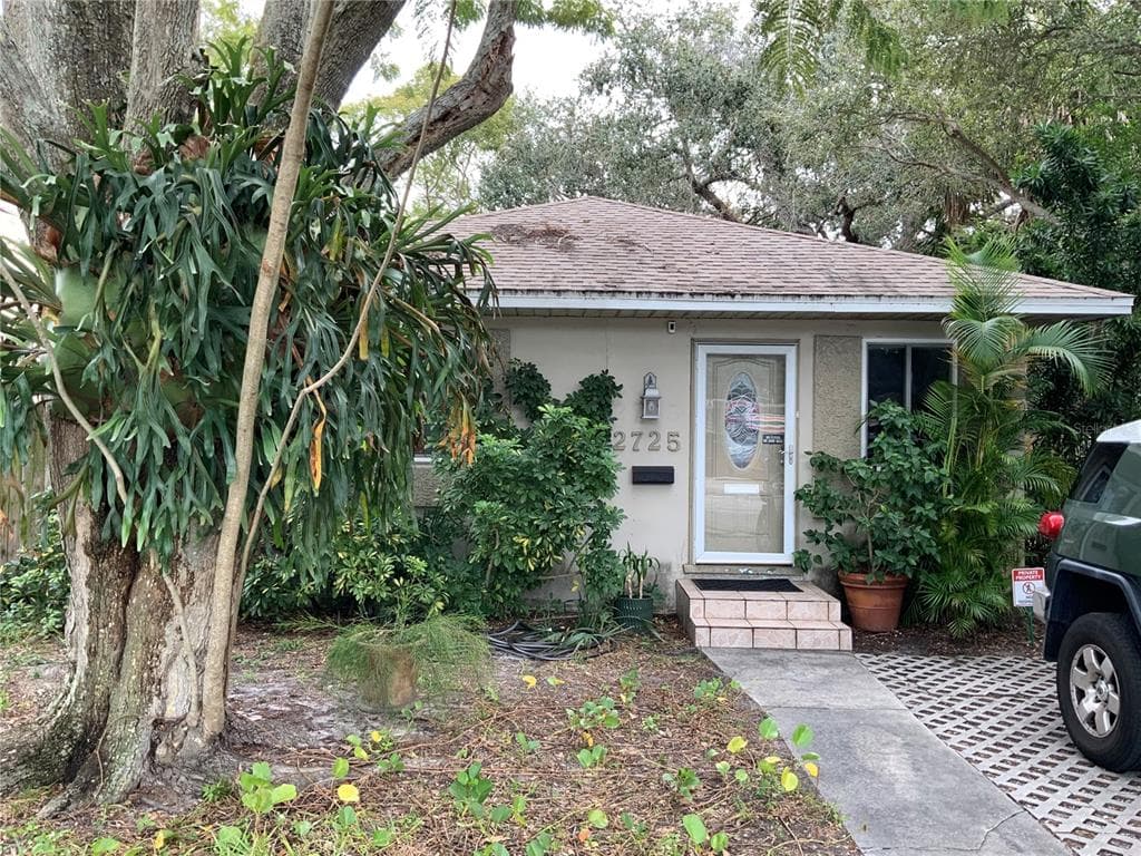 2725 PARK STREET N ST PETERSBURG, FL 33710