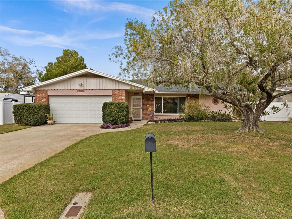 1984 VALLEY DRIVE DUNEDIN, FL 34698