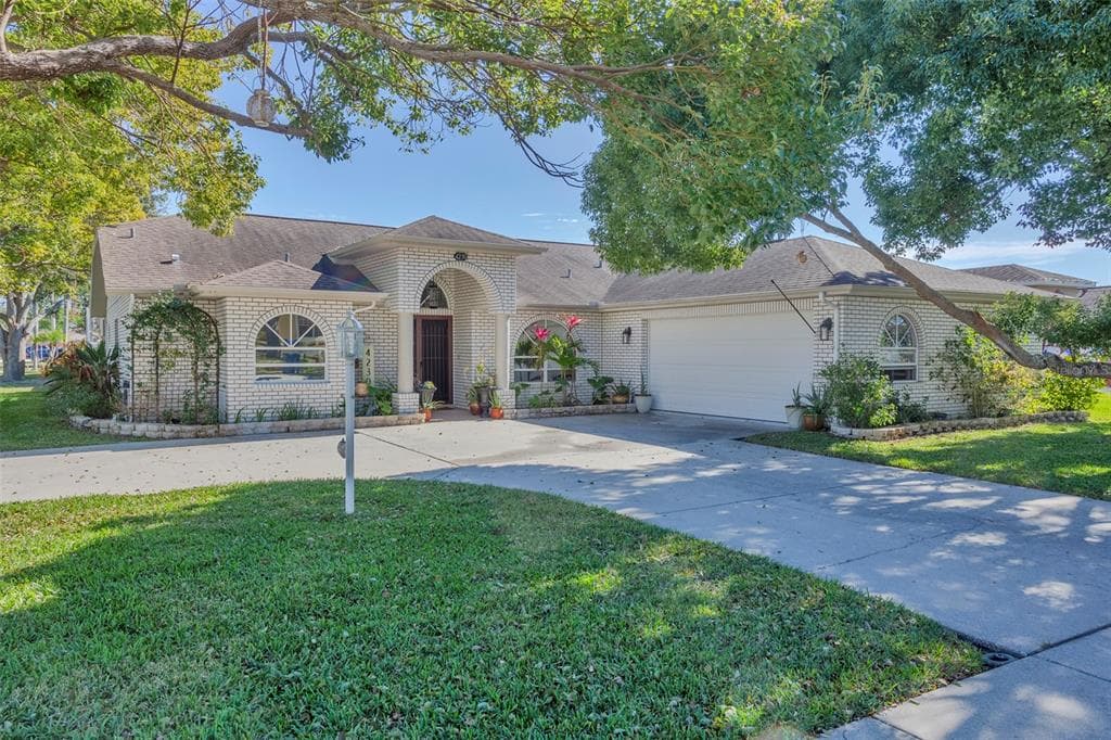 4230 ONORIO STREET NEW PORT RICHEY, FL 34653