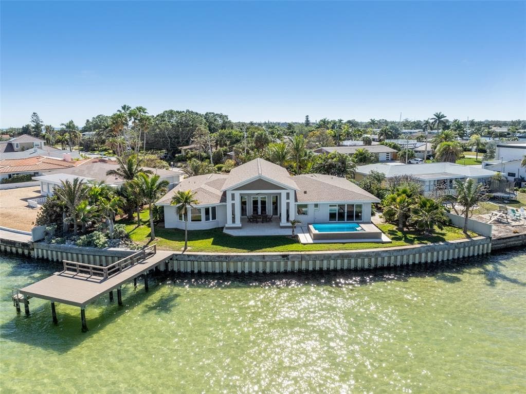 591 22ND AVENUE SE ST PETERSBURG, FL 33705