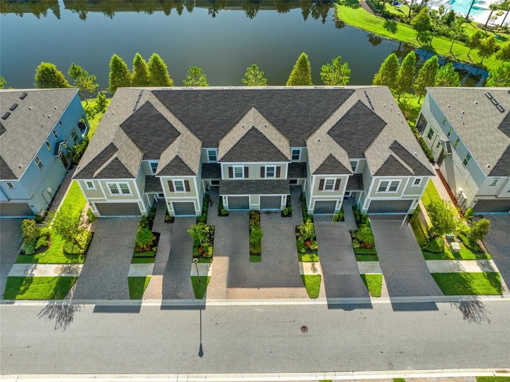 18640 NOBLE CASPIAN DRIVE LUTZ, FL 33558