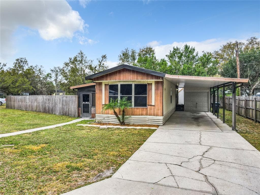1110 LAKEWOOD CIRCLE E LAKELAND, FL 33801