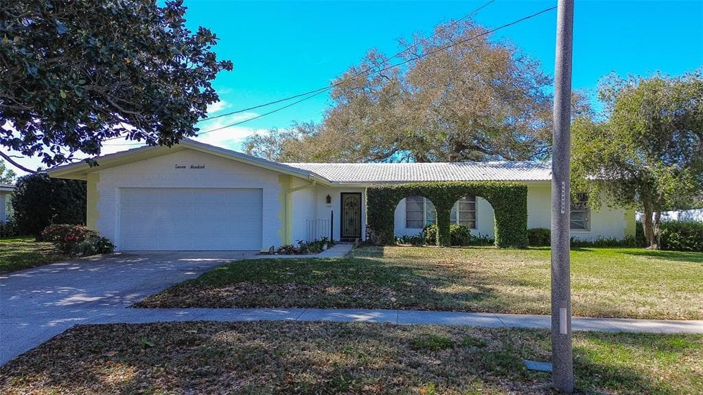 700 CASLER AVENUE CLEARWATER, FL 33755