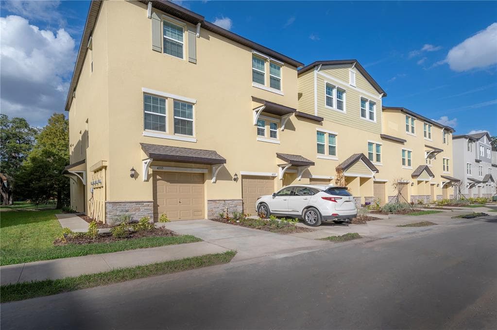 4555 TUSCAN LOON DRIVE TAMPA, FL 33619
