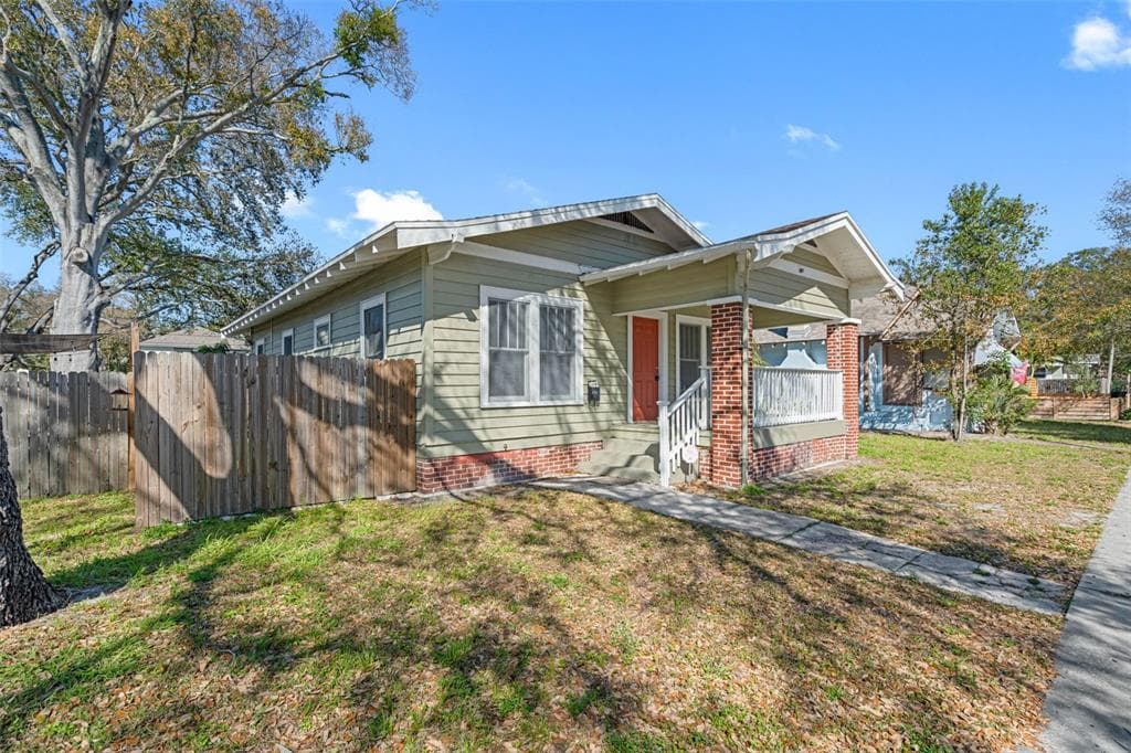 2735 4TH AVENUE S ST PETERSBURG, FL 33712