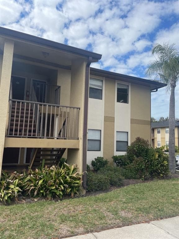 10100 SAILWINDS BOULEVARD N UNIT 208 LARGO, FL 33773