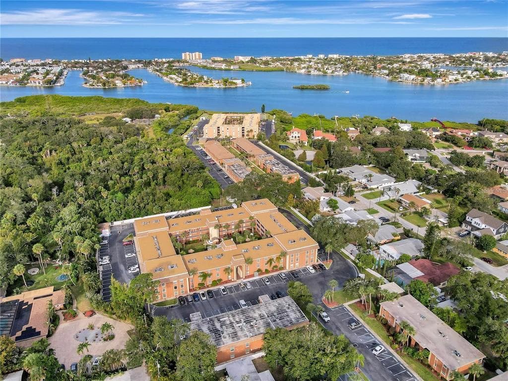 12760 INDIAN ROCKS ROAD UNIT 409(Furnished) LARGO, FL 33774
