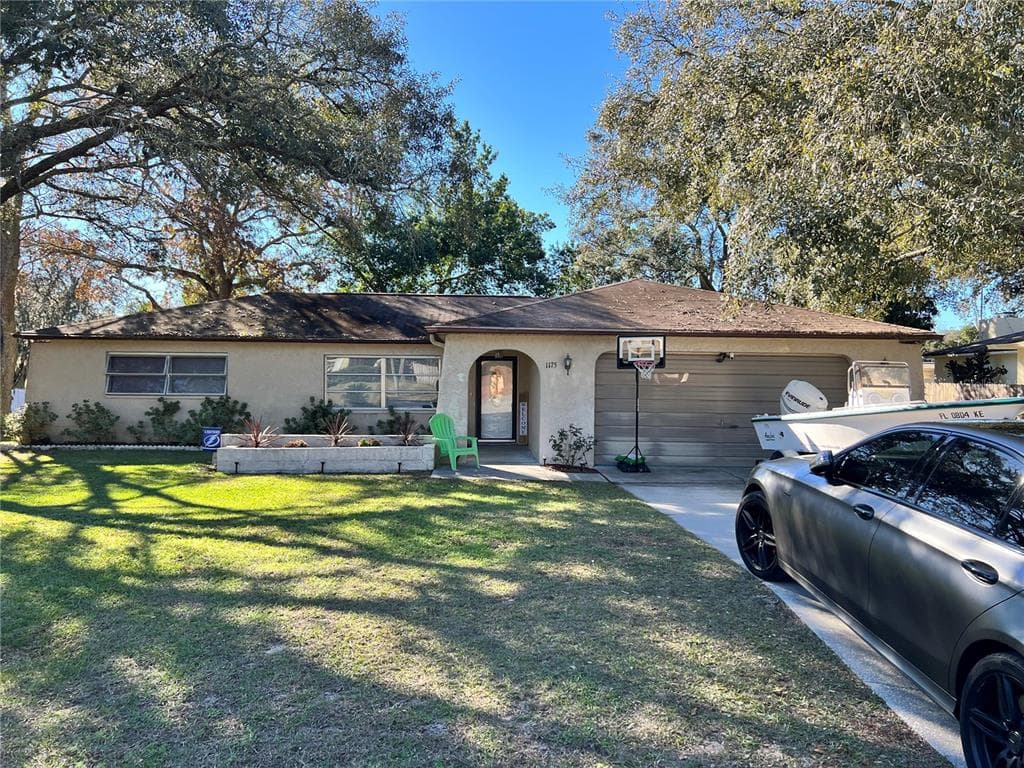 1175 MACFARLANE AVENUE SPRING HILL, FL 34608
