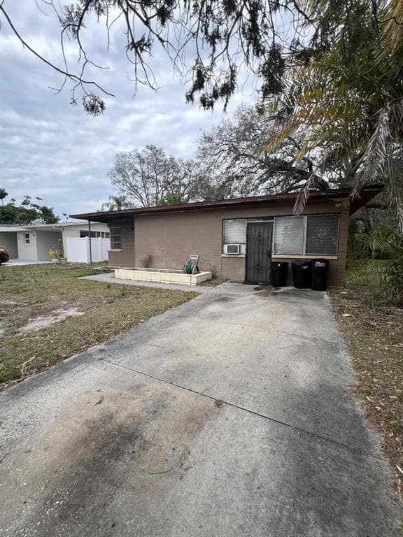 7001 DELTA WAY CLEARWATER, FL 33764