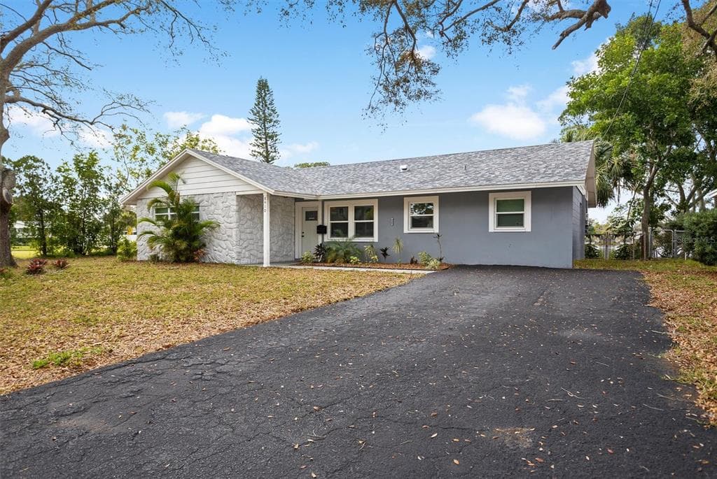 8410 14TH STREET N ST PETERSBURG, FL 33702