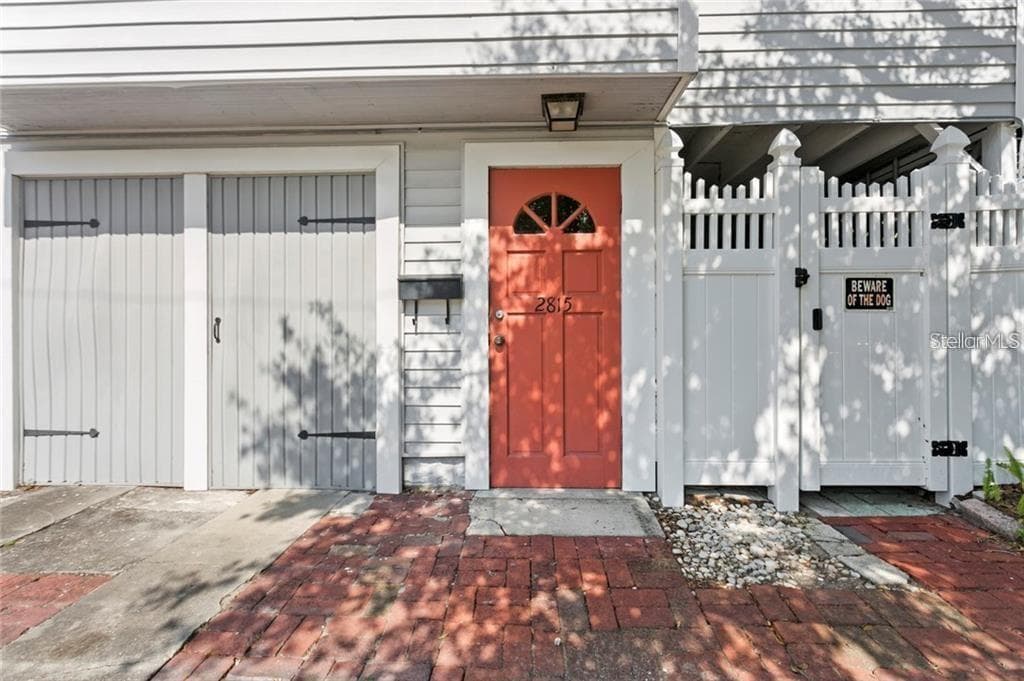 2815 N 8TH STREET ST PETERSBURG, FL 33704