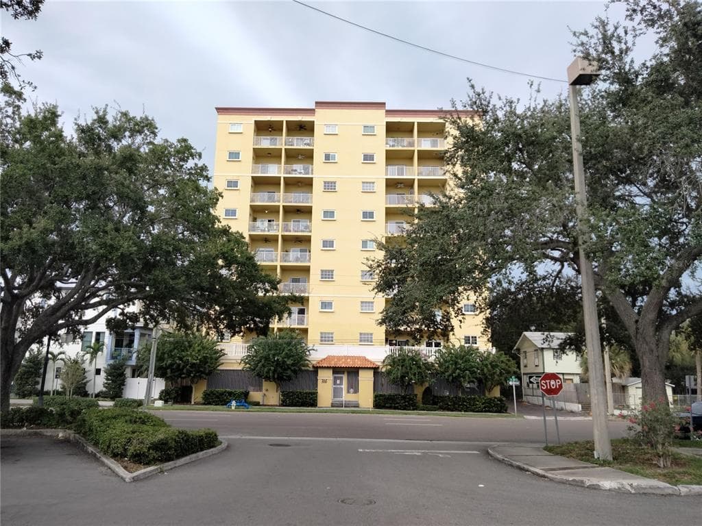 316 8TH STREET S UNIT 501 ST PETERSBURG, FL 33701