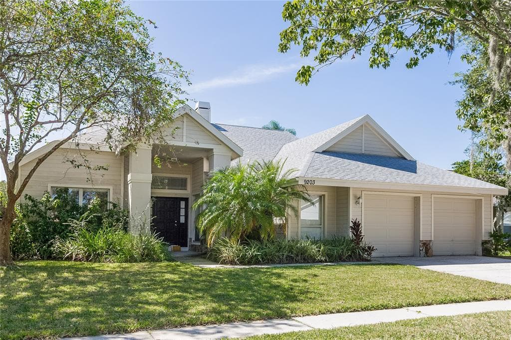 9203 ROCKROSE DRIVE TAMPA, FL 33647