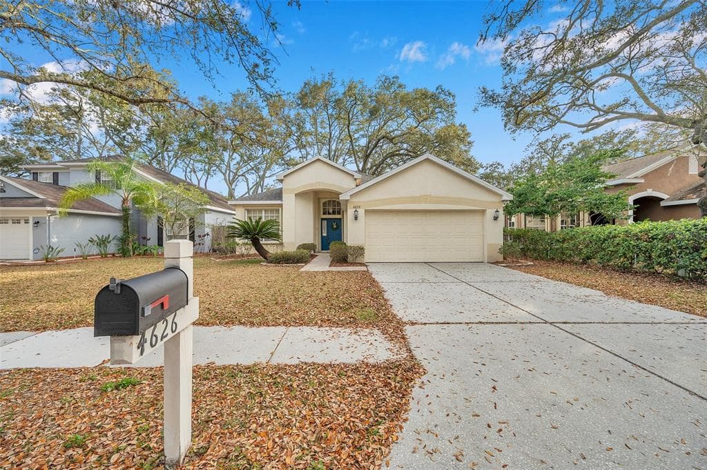 4626 DUNNIE DRIVE TAMPA, FL 33614
