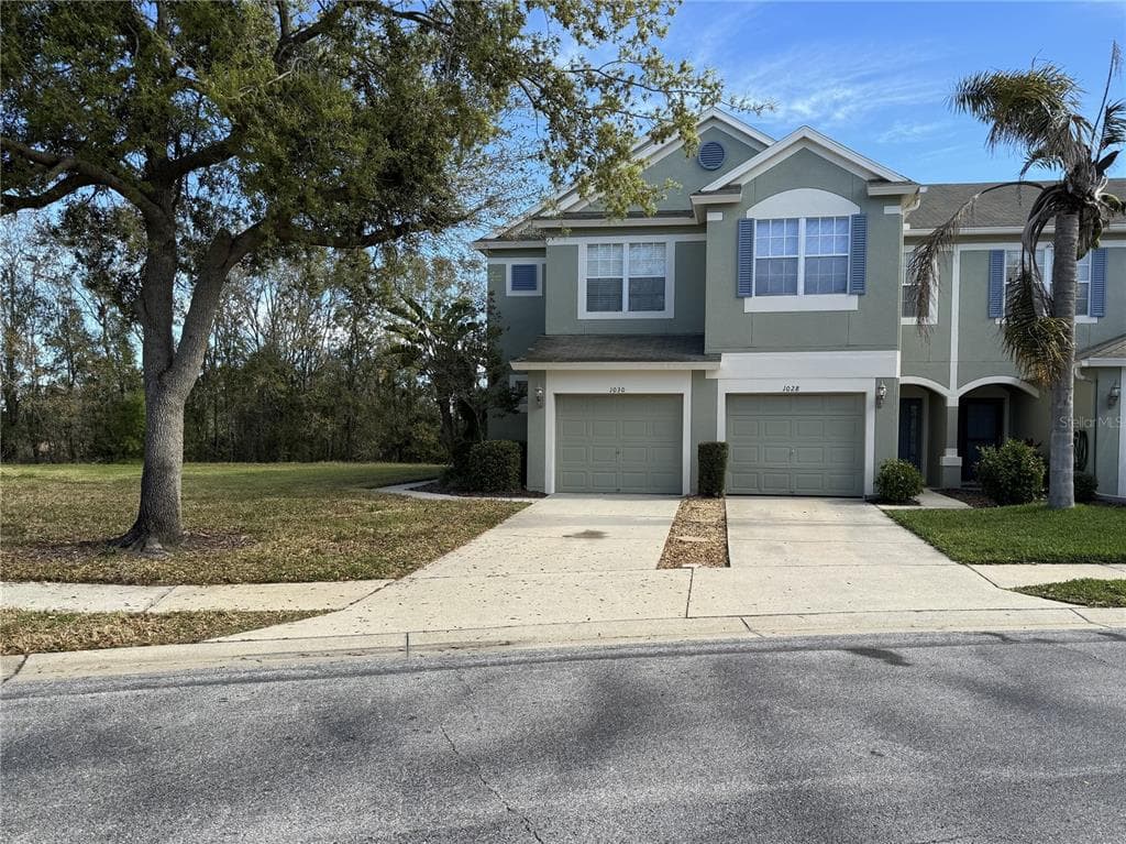 1028 VISTA CAY COURT BRANDON, FL 33511