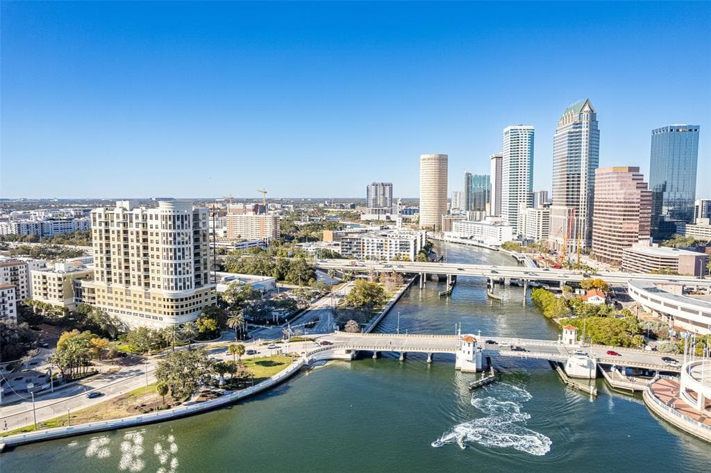 275 BAYSHORE BOULEVARD UNIT 1003 TAMPA, FL 33606
