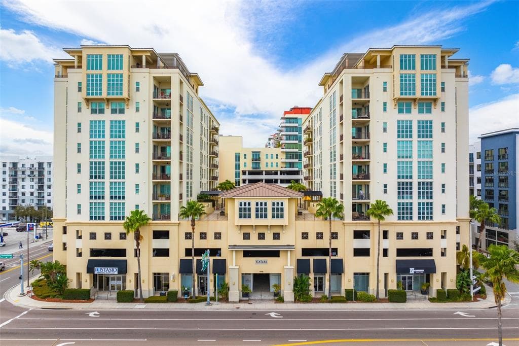 1227 E MADISON STREET UNIT 406